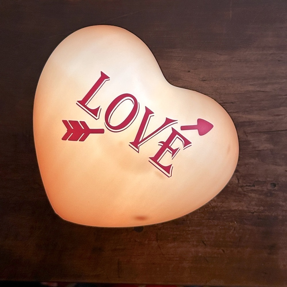 Heart-Shaped Love Light Lamp Love Arrow Pink NEW!